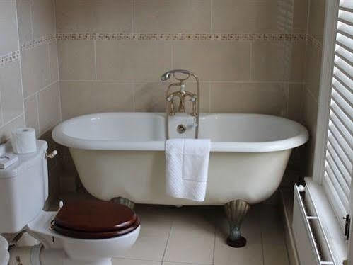 The Crown Hotel Framlingham Esterno foto